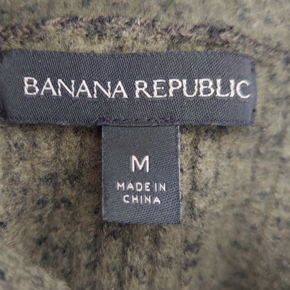 BR merino wool  medium ribbed turtleneck, olive green - Picture 10 of 11